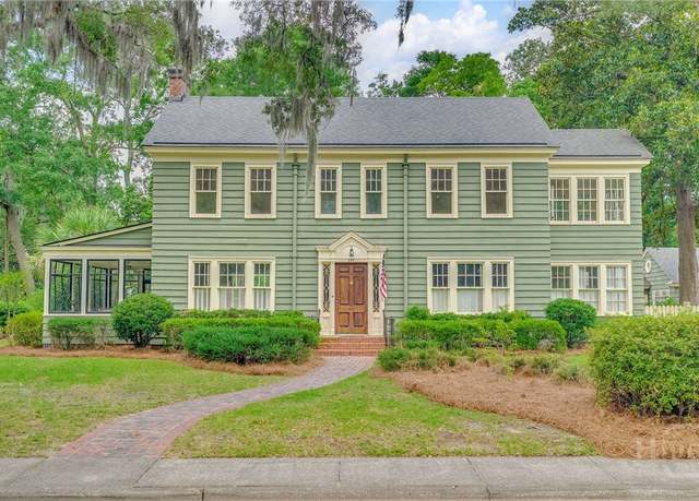 Property at 202 Atkinson Ave, Savannah, GA 31404, 4 beds, 2.5 baths