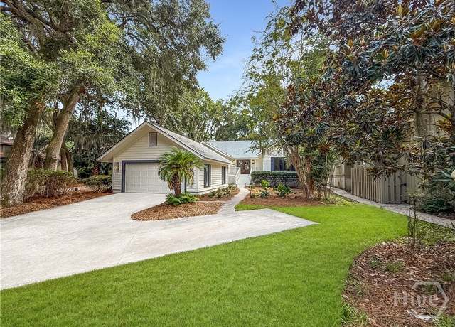Property at 3 Schroeder Ct, Savannah, GA 31411, 3 beds, 3.5 baths