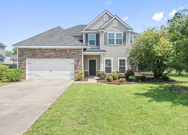 Property at 120 Glen Way, Richmond Hill, GA 31324, 4 beds, 2.5 baths