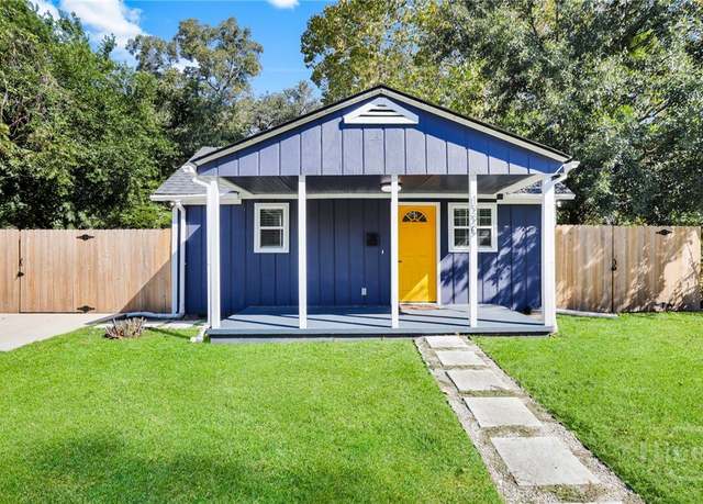 Property at 1220 E 69th St, Savannah, GA 31404, 2 beds, 2 baths