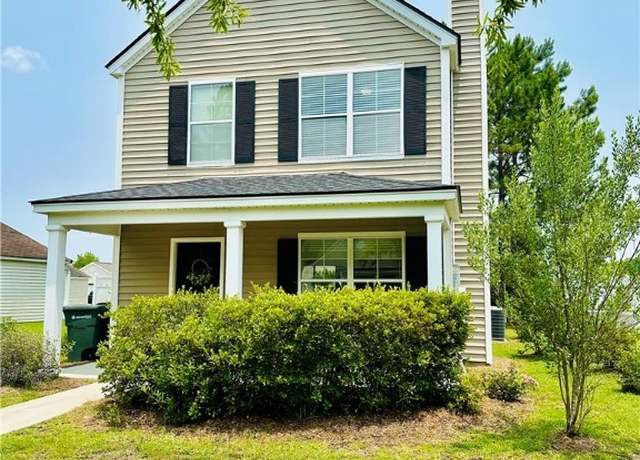 Property at 30 Fairgreen St, Savannah, GA 31407, 3 beds, 2.5 baths