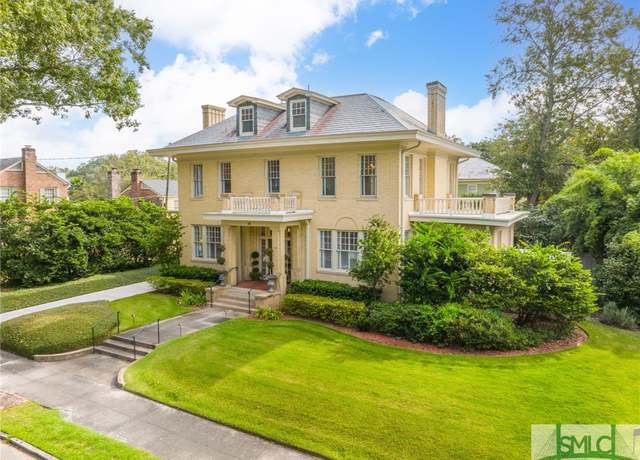 Property at 38 E 52nd St, Savannah, GA 31405, 4 beds, 3.5 baths
