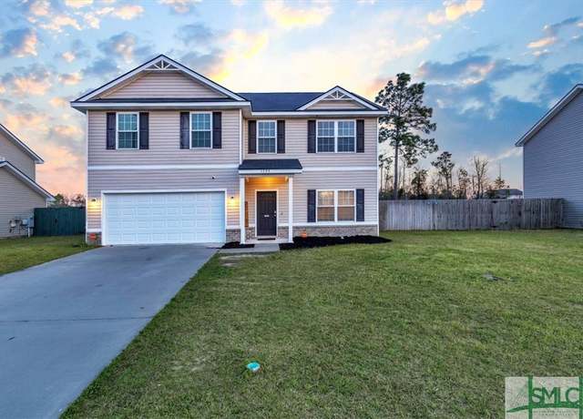 Property at 1593 Longleaf Ct, Hinesville, GA 31313, 5 beds, 3 baths