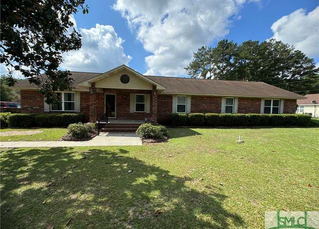 Property at 190 Freeman Dr, Ellabell, GA 31308, 4 beds, 2 baths