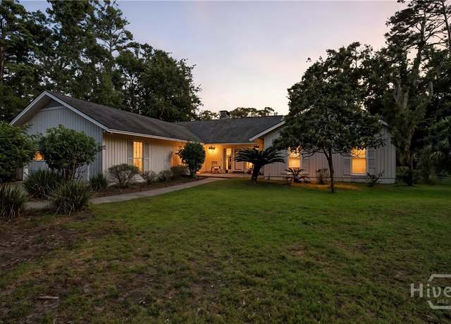 Property at 1 Brooks Ln, Savannah, GA 31411, 3 beds, 3 baths