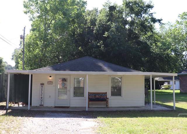 Property at 5307 Garrard Ave, Savannah, GA 31405, 2 beds, 2 baths