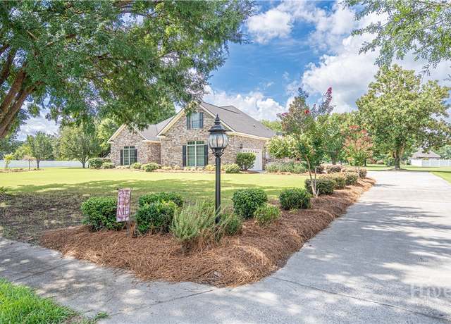 Property at 301 Flat Bush Dr, Guyton, GA 31312, 5 beds, 3.5 baths