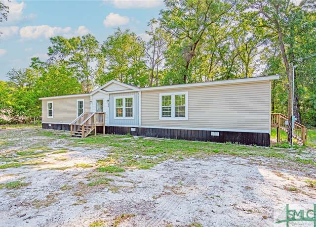 Property at 2070 Sand Hill Rd, Guyton, GA 31312, 5 beds, 3 baths