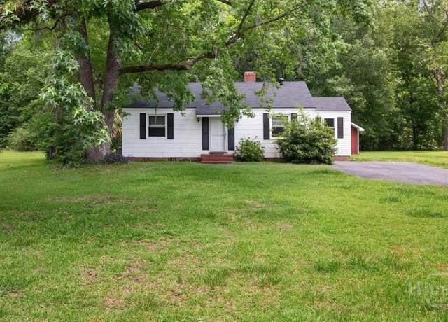 Property at 110 Appleby Rd, Port Wentworth, GA 31407, 3 beds, 2 baths