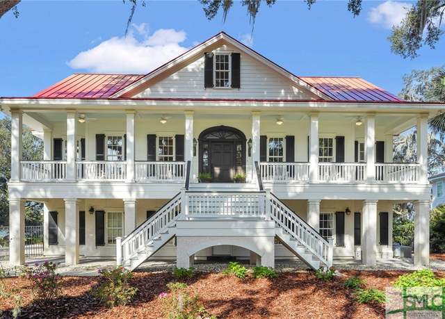Property at 1558 Wilmington Island Rd, Savannah, GA 31410, 6 beds, 6.5 baths