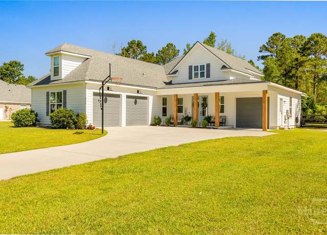 Property at 204 Dean Dr, Guyton, GA 31312, 5 beds, 3 baths