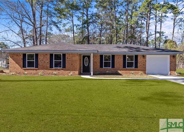 Property at 40 Quail Rd, Richmond Hill, GA 31324, 3 beds, 2 baths