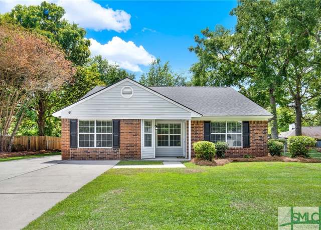 Property at 688 Piercefield Dr, Richmond Hill, GA 31324, 4 beds, 2 baths