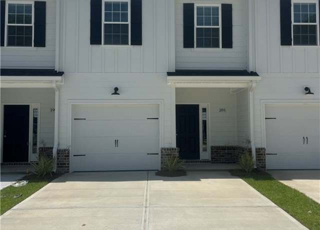 Property at 201 Lusk Ln, Pooler, GA 31322, 3 beds, 2.5 baths