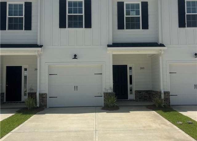 Property at 203 Lusk Ln, Pooler, GA 31322, 3 beds, 2.5 baths