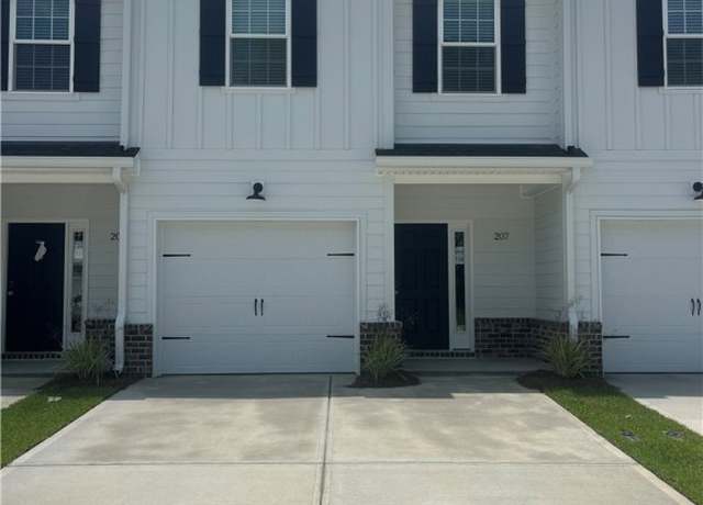 Property at 207 Lusk Ln, Pooler, GA 31322, 3 beds, 2.5 baths