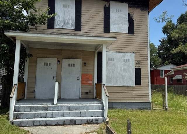 Property at 634 W 39th St, Savannah, GA 31415, 3 beds, 1 bath