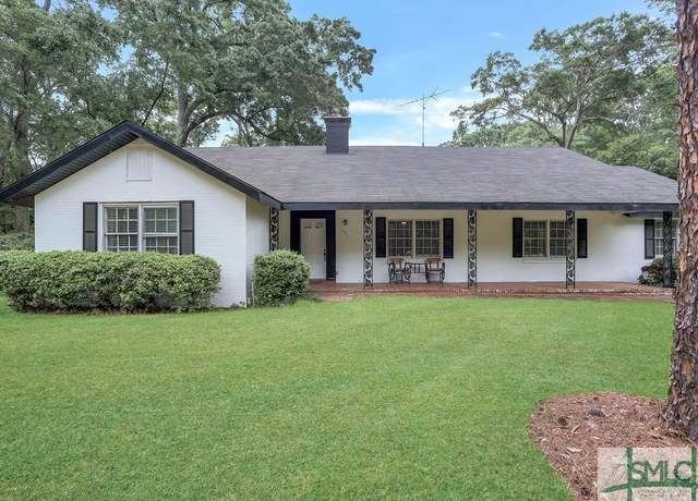 Property at 509 N Main St, Sylvania, GA 30467, 3 beds, 2 baths
