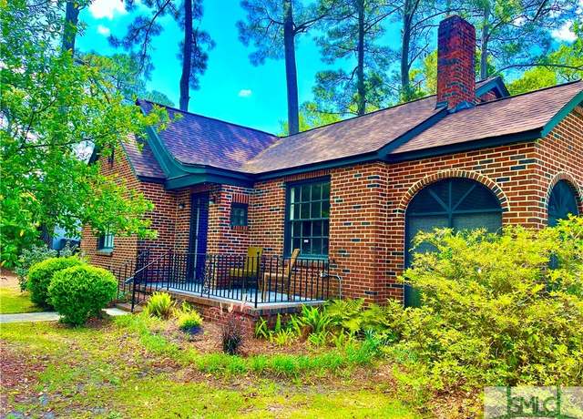 Property at 1901 E Anderson St E, Savannah, GA 31404, 3 beds, 1 bath