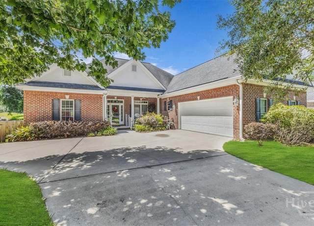 Property at 109 Southernwood Pl, Savannah, GA 31405, 4 beds, 2 baths