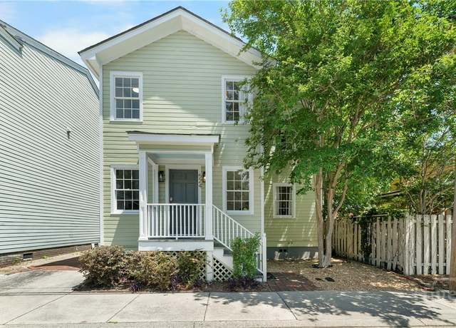 Property at 524 Nicoll St, Savannah, GA 31401, 6 beds, 2 baths
