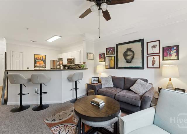 Property at 2122 Whitemarsh Way, Savannah, GA 31410, 1 bed, 1 bath