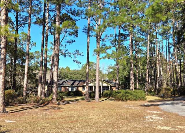 Property at 535 Wilma Edwards Rd, Pembroke, GA 31321, 3 beds, 2 baths