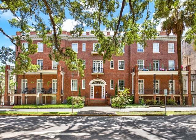 Property at 105 W Oglethorpe Ave #307, Savannah, GA 31401, 2 beds, 2 baths