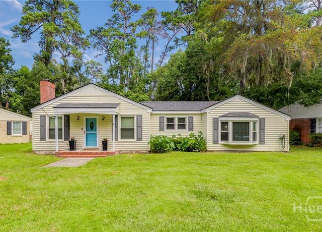 Property at 4 Hopecrest Ave, Savannah, GA 31406, 4 beds, 2.5 baths