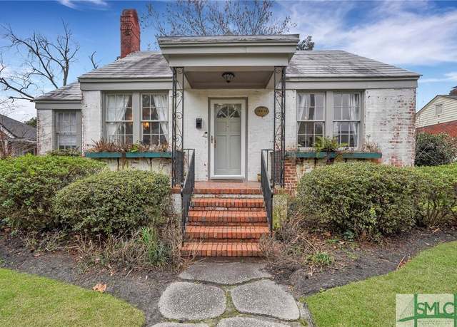 Property at 19 E 54th St, Savannah, GA 31405, 3 beds, 2 baths