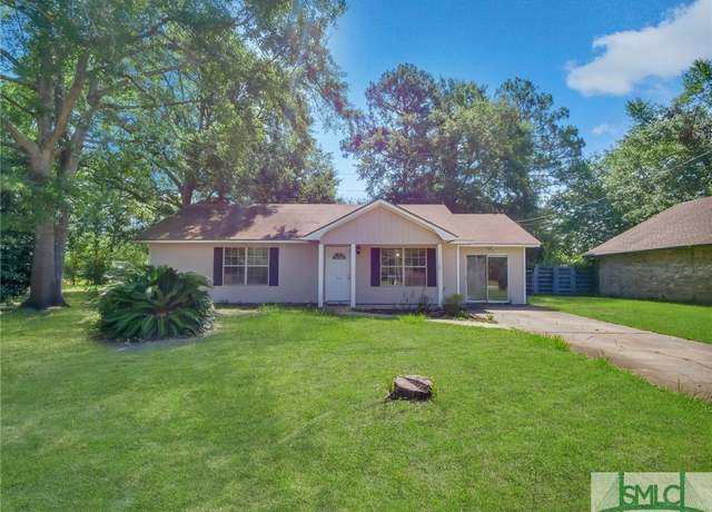 Property at 203 Monroe Ave, Hinesville, GA 31313, 3 beds, 2 baths