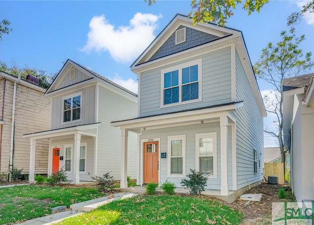 Property at 1203 E Bolton St, Savannah, GA 31404, 2 beds, 2.5 baths