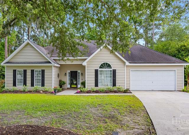 Property at 323 Olde Towne Rd, Savannah, GA 31410, 4 beds, 2.5 baths