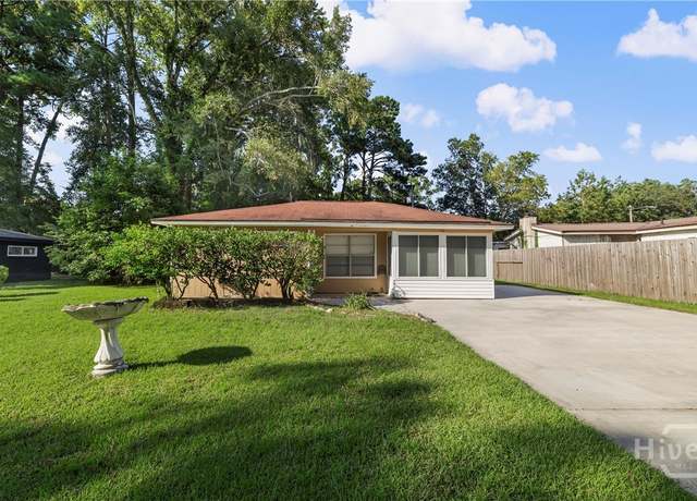 Property at 30 Gerald Dr, Savannah, GA 31406, 3 beds, 2 baths