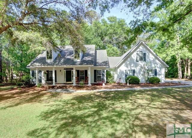 Property at 236 Mclaughlin Ct, Richmond Hill, GA 31324, 4 beds, 3.5 baths