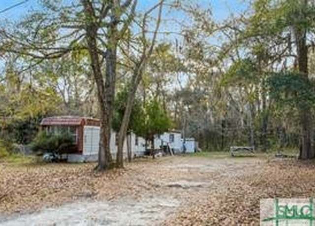 Property at 81 Button Gwinnett Ave, Midway, GA 31320, 3 beds, 2 baths