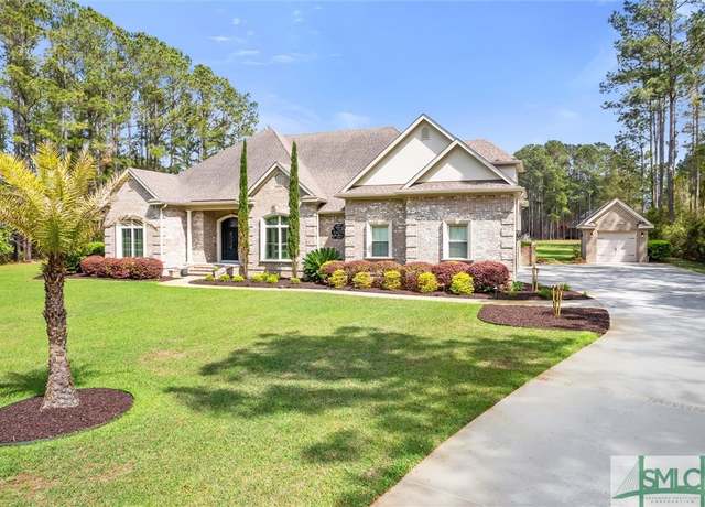 Property at 71 Abercorn Ln, Richmond Hill, GA 31324, 4 beds, 3.5 baths