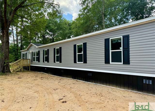 Property at 22 Tower Rd, Hinesville, GA 31316, 4 beds, 3 baths
