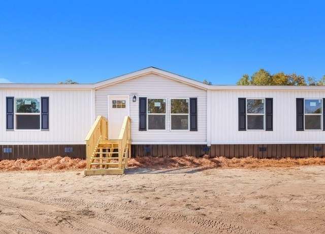 Property at 188 Shawnee Way, Jesup, GA 31545, 4 beds, 2 baths