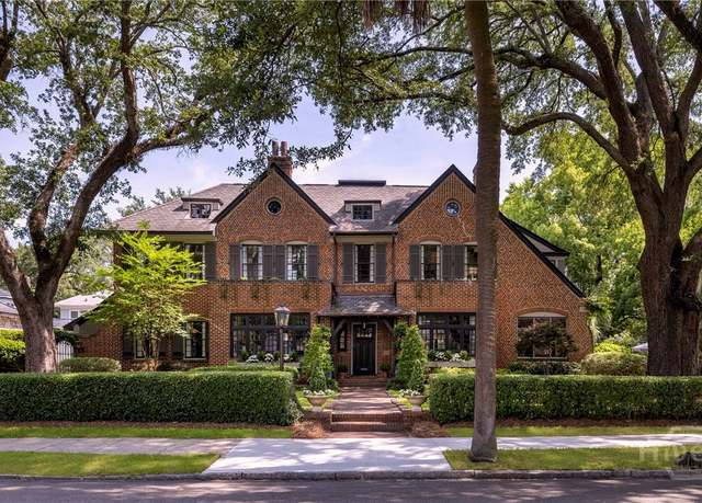 Property at 56 E 54th St, Savannah, GA 31405, 5 beds, 4 baths