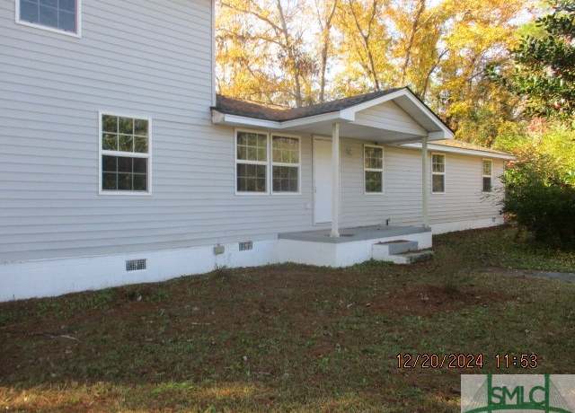 Property at 7337 E Oglethorpe Hwy, Midway, GA 31320, 4 beds, 3 baths