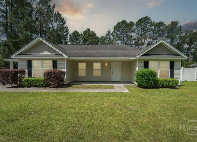 Property at 167 Hendrix St NE, Ludowici, GA 31316, 3 beds, 2 baths