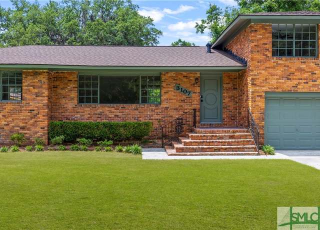 Property at 3107 Lincoln St, Savannah, GA 31404, 5 beds, 3 baths