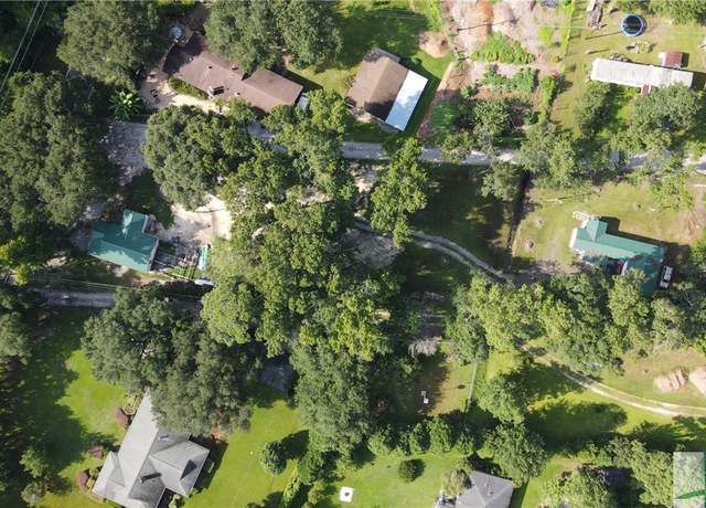 Property at 8621 Ferguson Ave, Savannah, GA 31406, 6 beds, 3 baths
