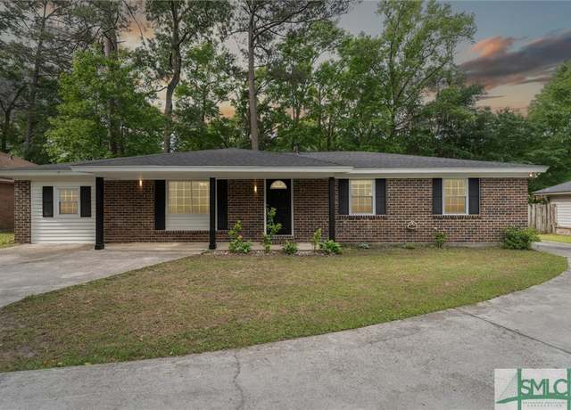 Property at 27 Davidson Ave, Savannah, GA 31419, 4 beds, 2 baths