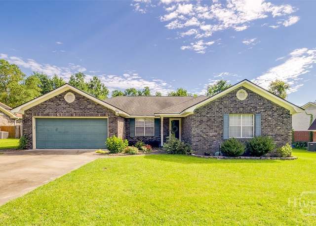 Property at 388 Meloney Dr, Hinesville, GA 31313, 4 beds, 2 baths
