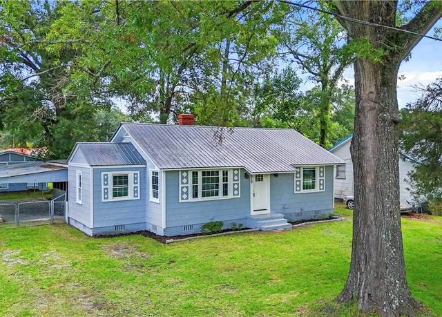 Property at 829 Crossgate Rd, Port Wentworth, GA 31407, 3 beds, 2 baths