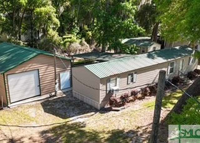 Property at 106 Faye Dr, Midway, GA 31320, 2 beds, 1 bath