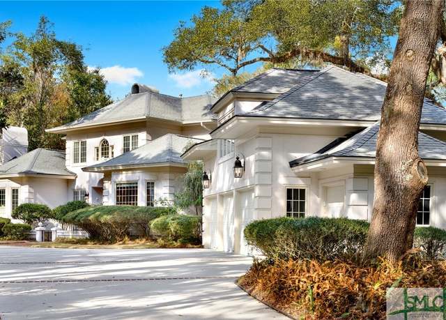 Property at 11 Windwalk Ln, Savannah, GA 31411, 4 beds, 3.5 baths