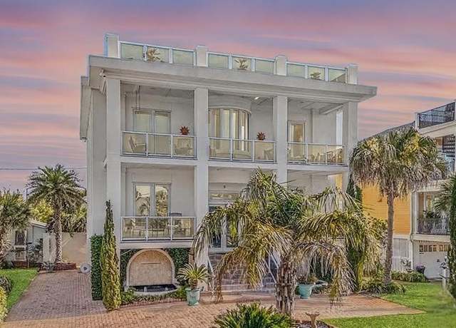 Property at 8 18th St, Tybee Island, GA 31328, 5 beds, 3.5 baths